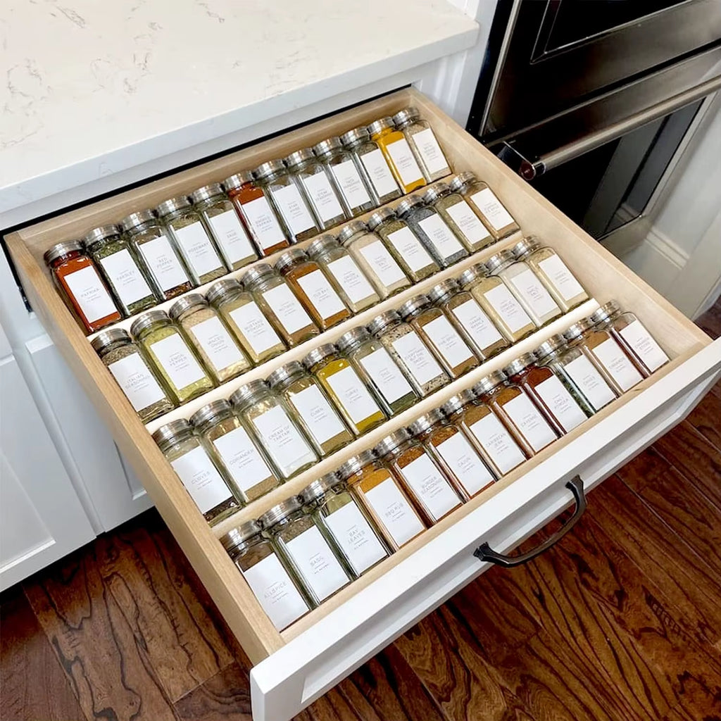12Pcs Glass Spice Jars with Metal Lids Salt Pepper Shaker Spice Seasoning Containers Spice Organizer Kitchen Spice Jar Set 120ML